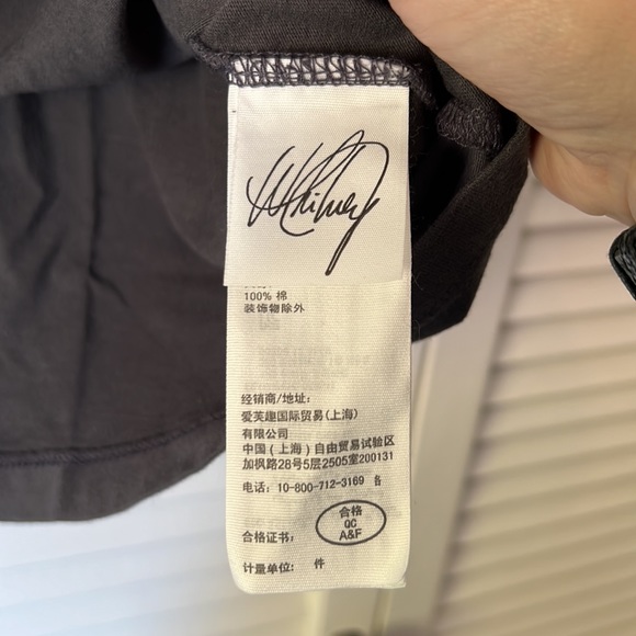 Whitney Houston Muscle Tee Shirt - Picture 4 of 7